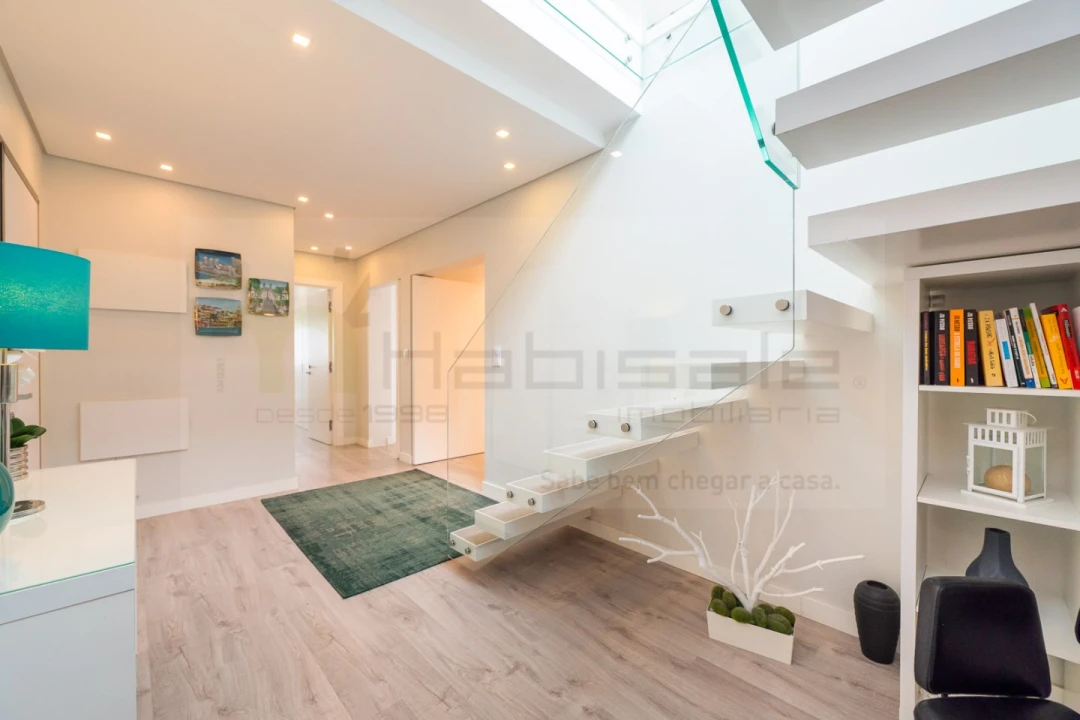 Apartamento T4 para Venda em Pontinha e Famões Foto 45