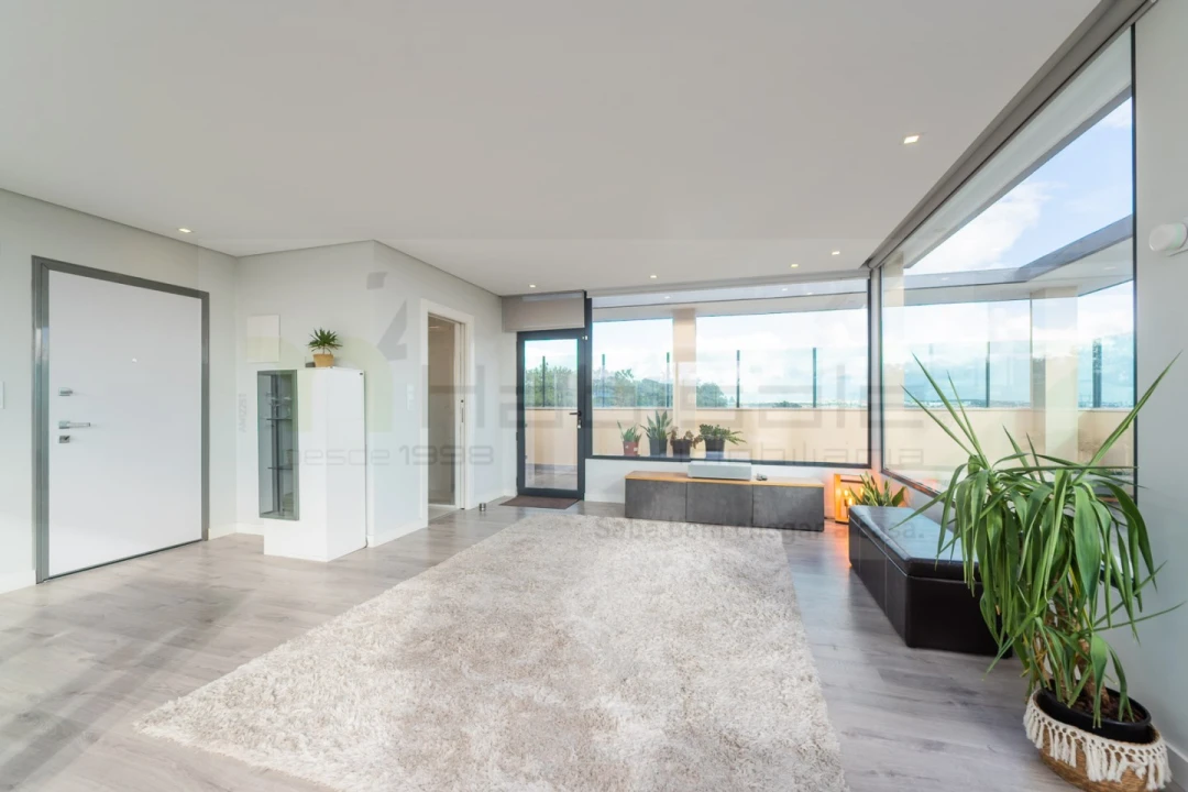 Apartamento T4 para Venda em Pontinha e Famões Foto 50