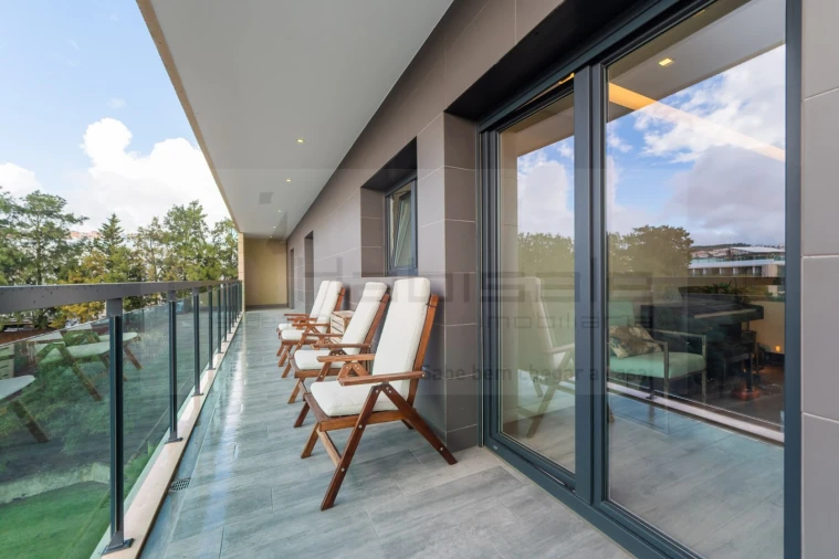 Apartamento T4 para Venda em Pontinha e Famões Foto 9