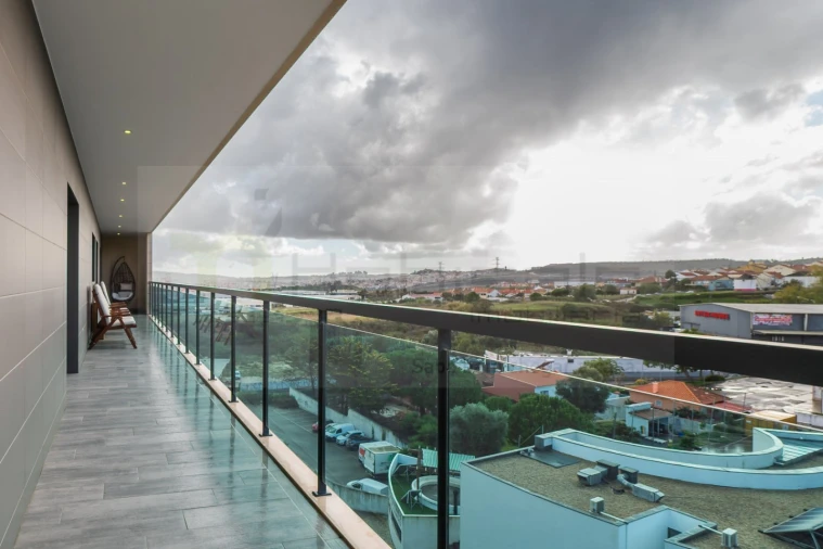 Apartamento T4 para Venda em Pontinha e Famões Foto 17