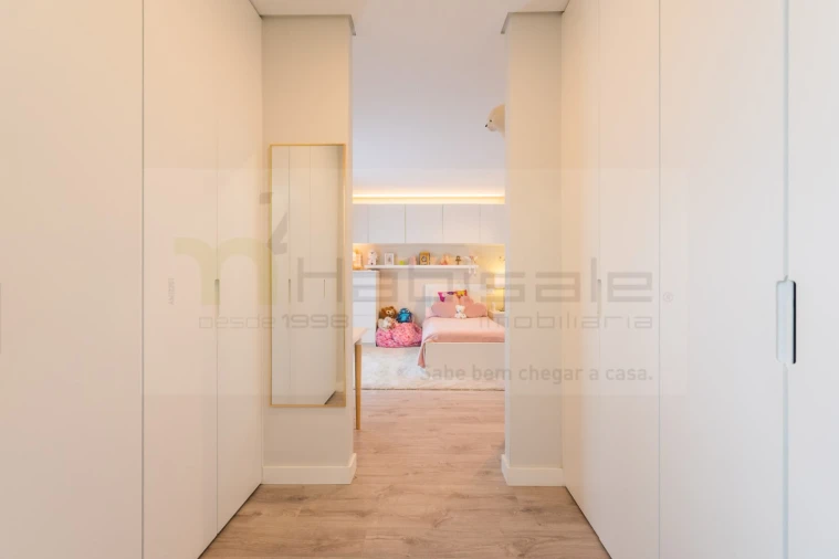 Apartamento T4 para Venda em Pontinha e Famões Foto 28