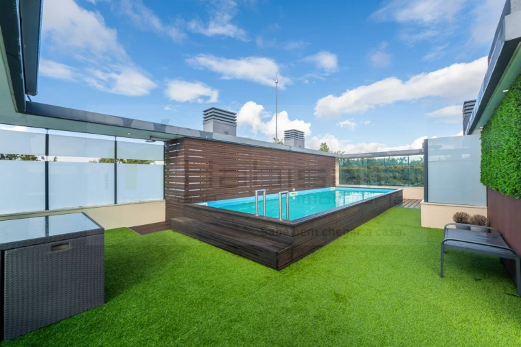 Apartamento T4 para Venda em Pontinha e Famões Foto 54