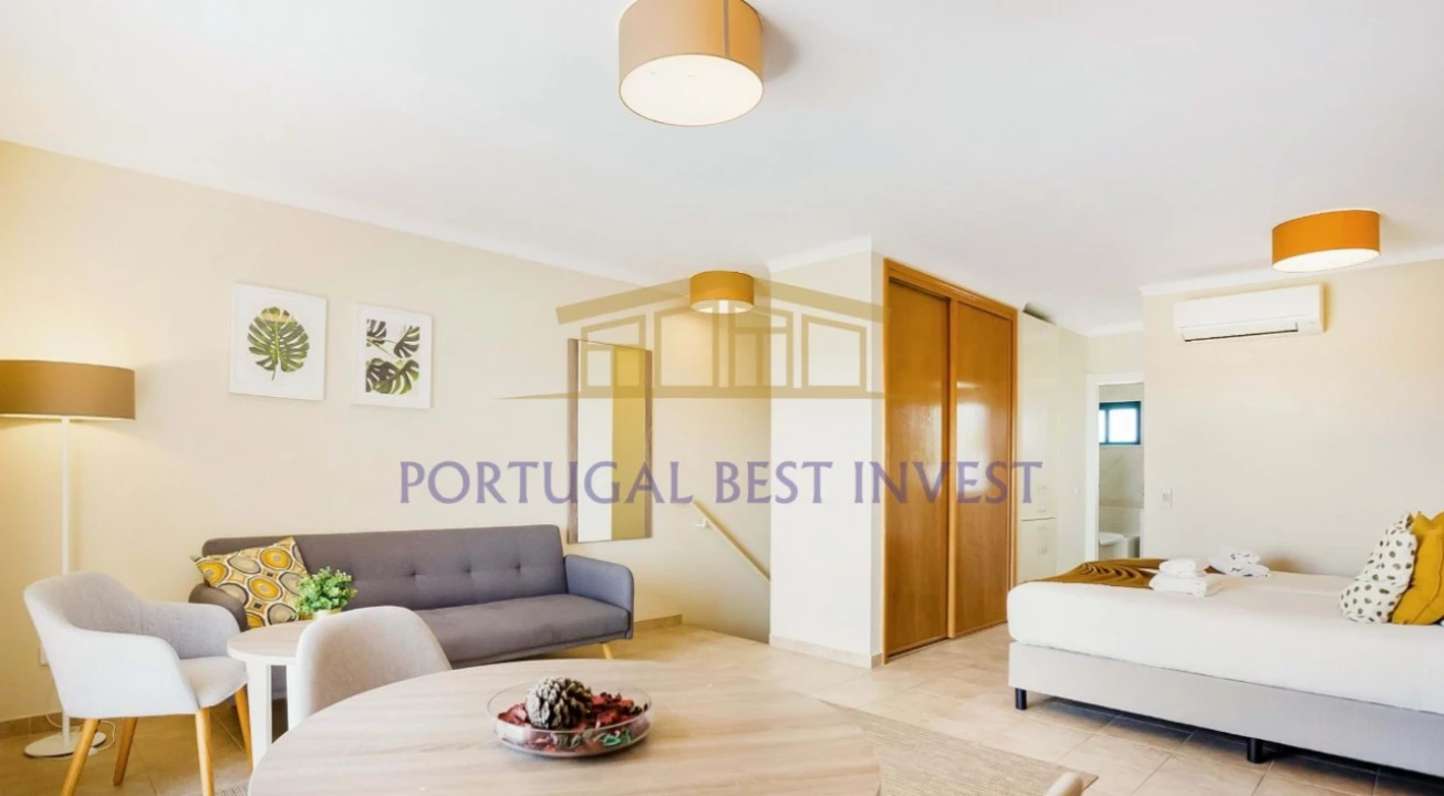 Apartamento para Venda em Estômbar e Parchal Foto 5