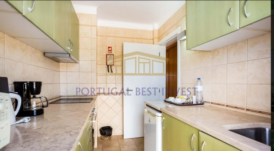 Apartamento para Venda em Estômbar e Parchal Foto 10