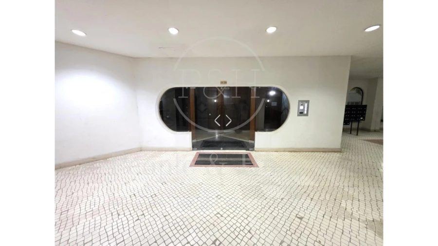 Apartamento T1 para Arrendamento em Carcavelos e Parede Foto 21