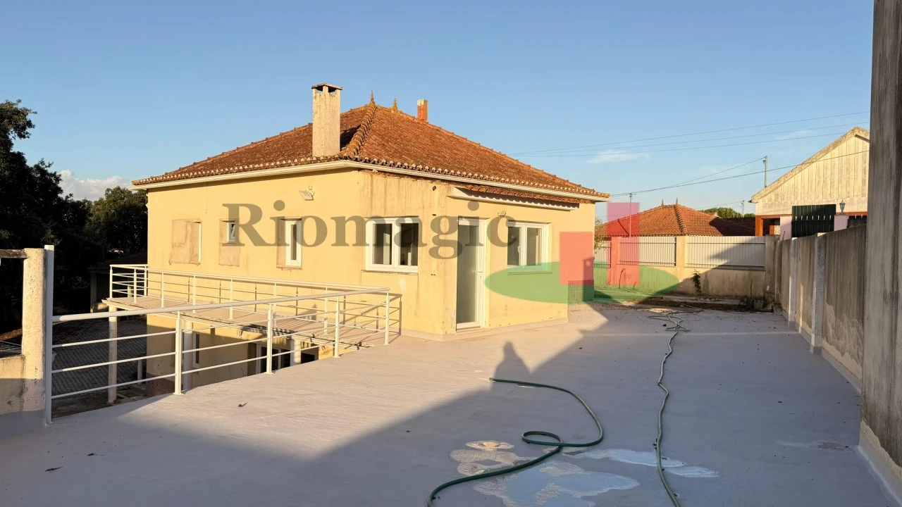 Moradia T3 para Venda em Asseiceira Foto 45