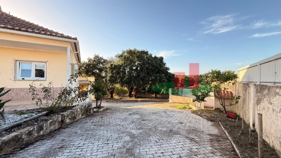 Moradia T3 para Venda em Asseiceira Foto 75