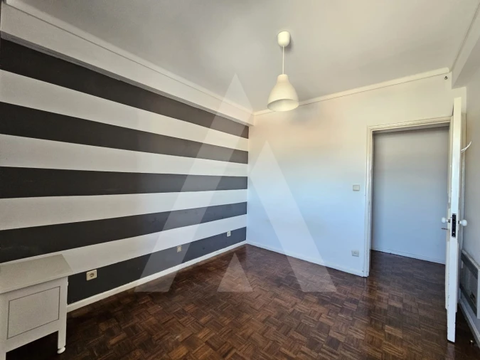 Apartamento T3 para Venda em Glória e Vera Cruz Foto 13