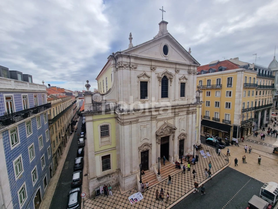 Escritório para Arrendamento em Santa Maria Maior Foto 9