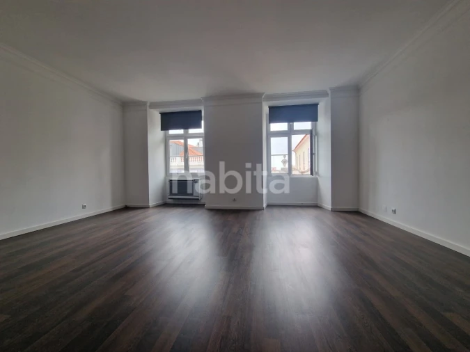 Escritório para Arrendamento em Santa Maria Maior Foto 2