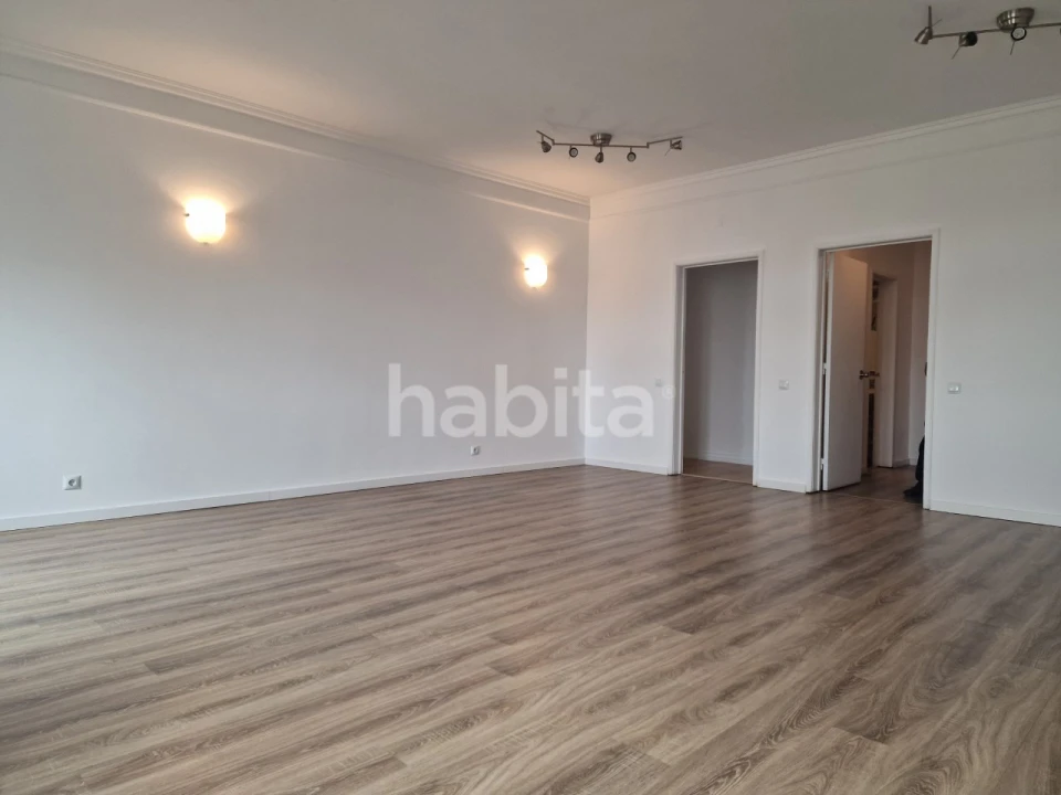 Escritório para Arrendamento em Santa Maria Maior Foto 4