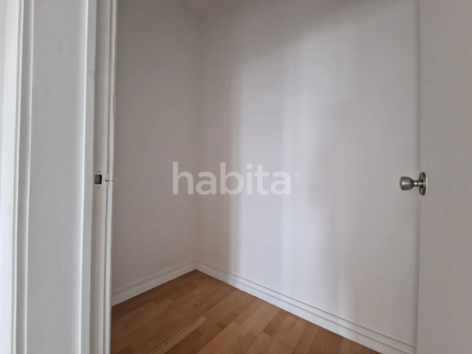 Escritório para Arrendamento em Santa Maria Maior Foto 9