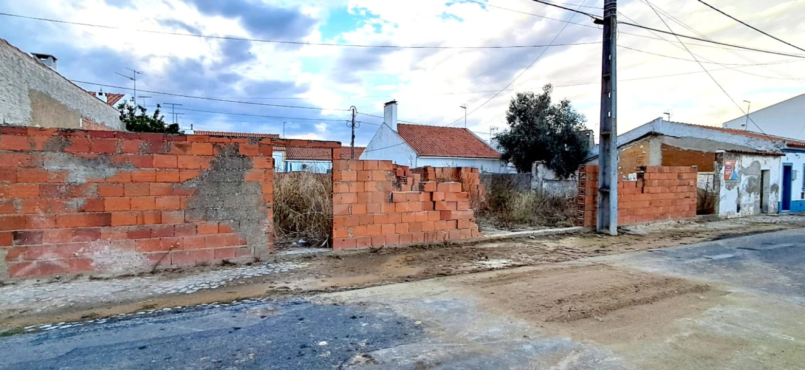Terreno para Venda em Vila Nova da Baronia Foto 1