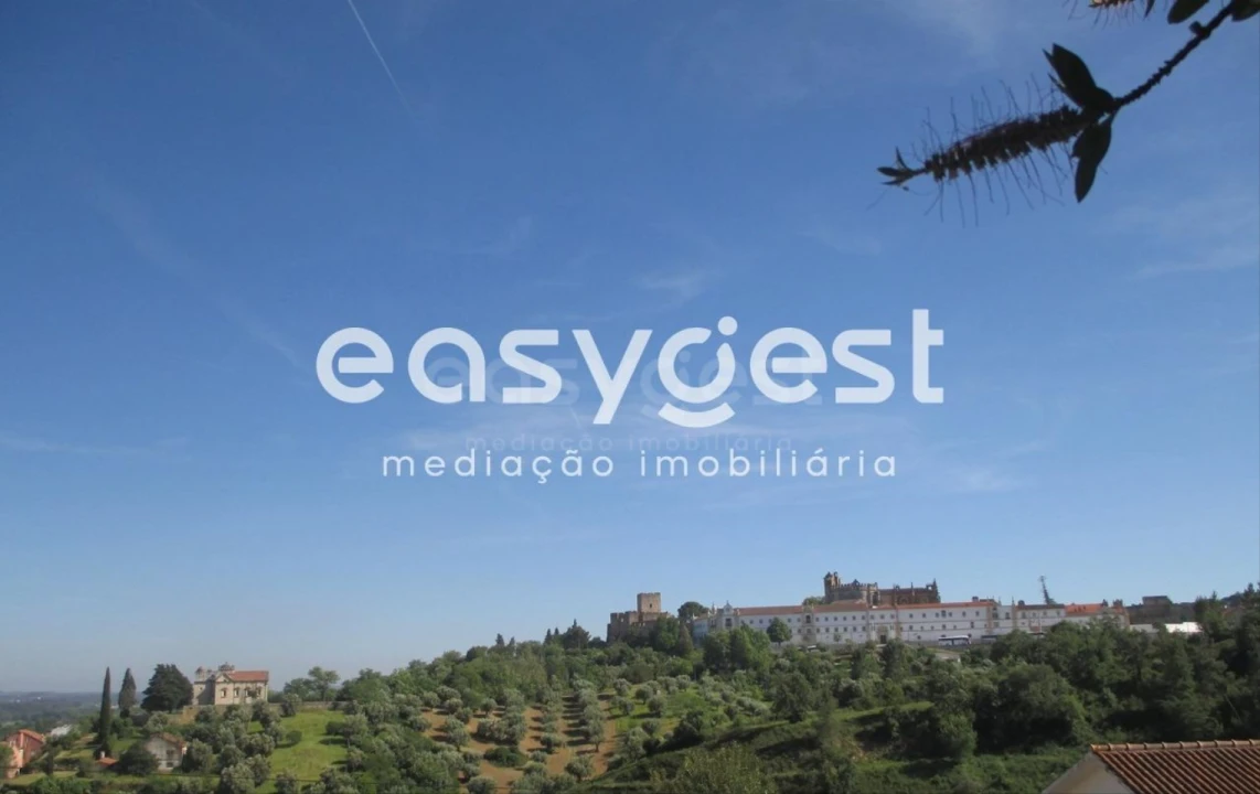 Terreno para Venda em São João Baptista e Santa Maria dos Olivais Foto 4