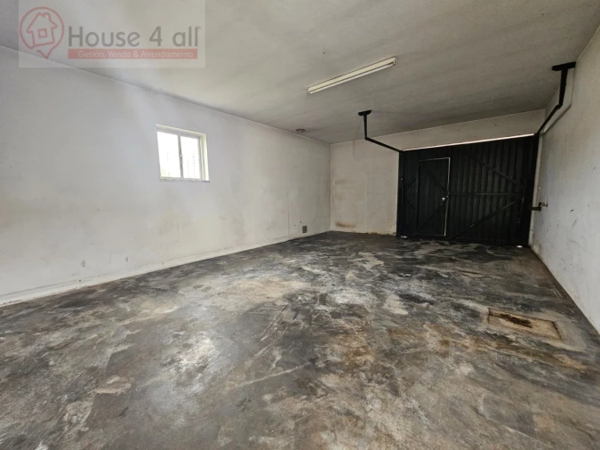 Moradia T3 para Venda em Salir de Matos Foto 21