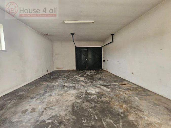 Moradia T3 para Venda em Salir de Matos Foto 22