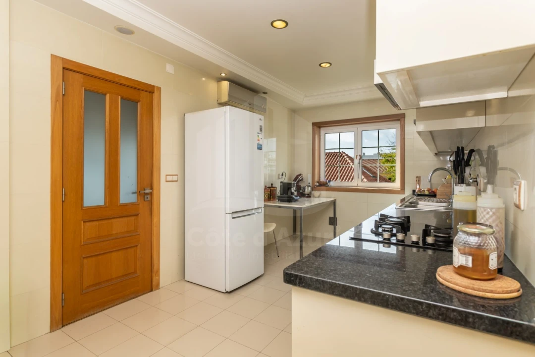 Moradia T6 para Venda em Oeiras e São Julião da Barra, Paço de Arcos e Caxias Foto 16