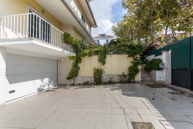 Moradia T6 para Venda em Oeiras e São Julião da Barra, Paço de Arcos e Caxias Foto 3