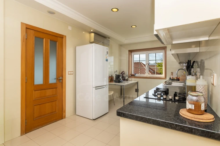 Moradia T6 para Venda em Oeiras e São Julião da Barra, Paço de Arcos e Caxias Foto 16