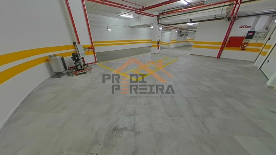 Apartamento T3 para Venda em Odivelas Foto 21