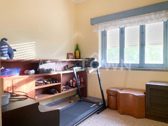 Moradia T5 para Venda em Mira de Aire Foto 8