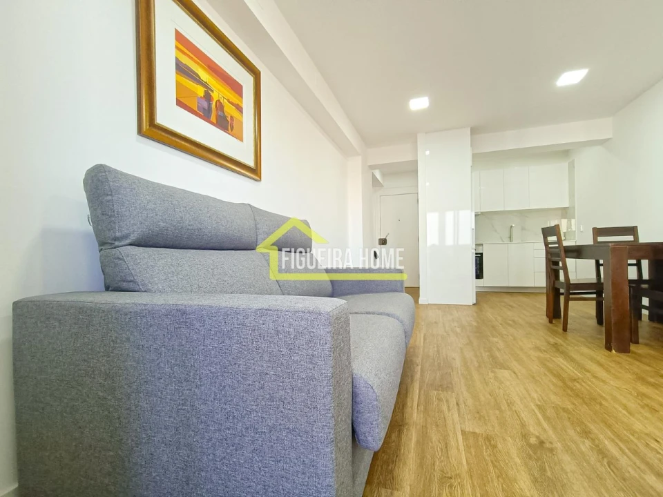 Apartamento T1 para Venda em Buarcos Foto 6