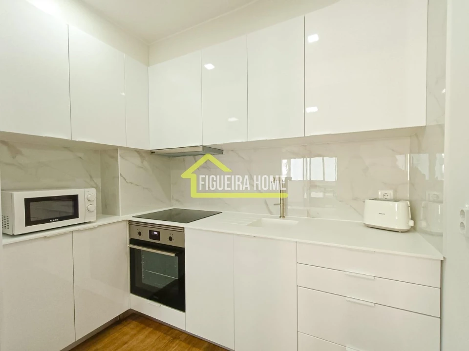 Apartamento T1 para Venda em Buarcos Foto 9
