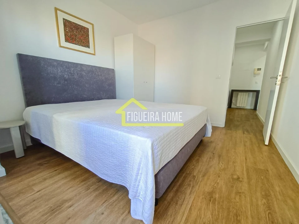 Apartamento T1 para Venda em Buarcos Foto 11