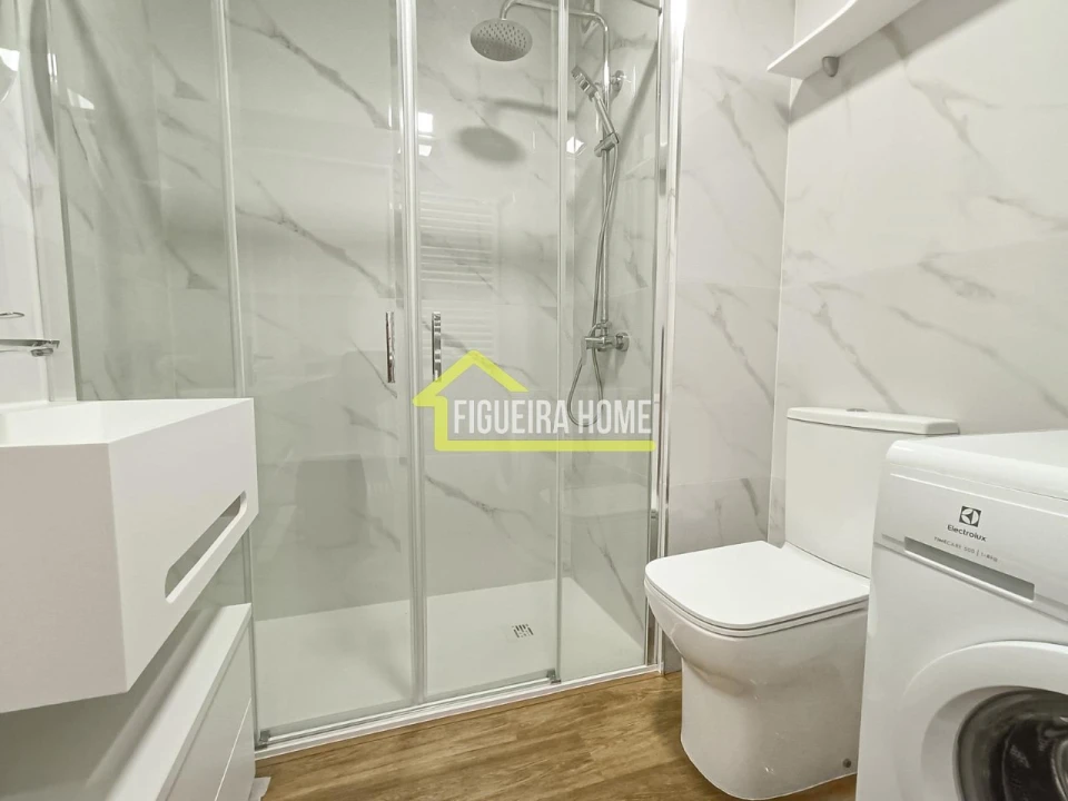 Apartamento T1 para Venda em Buarcos Foto 21