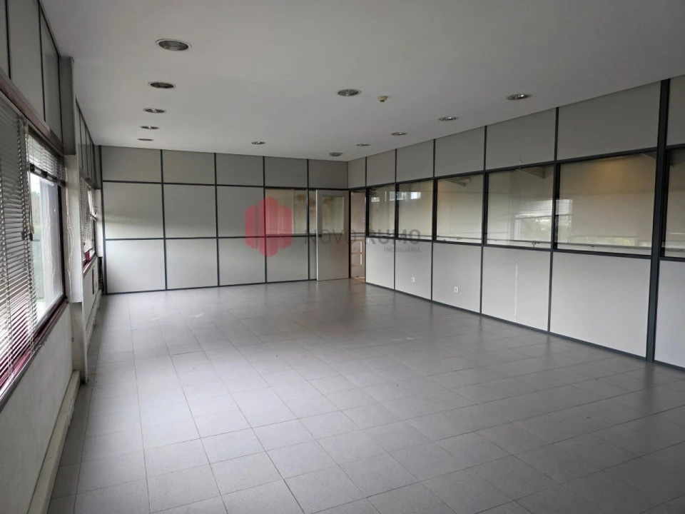 Armazém para Arrendamento em Custóias, Leça do Balio e Guifões Foto 8