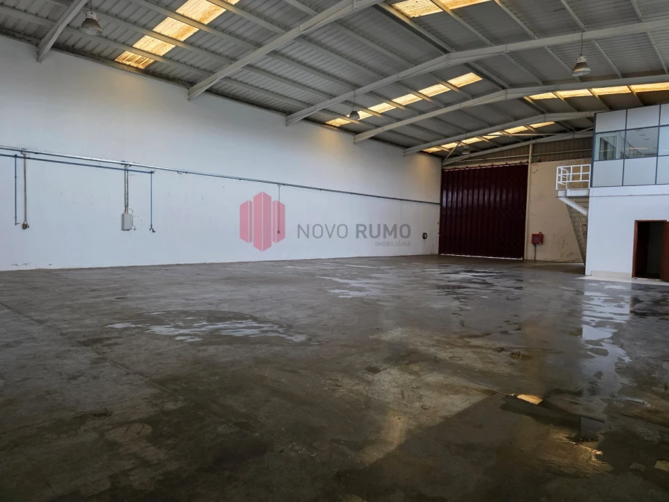 Armazém para Arrendamento em Custóias, Leça do Balio e Guifões Foto 11