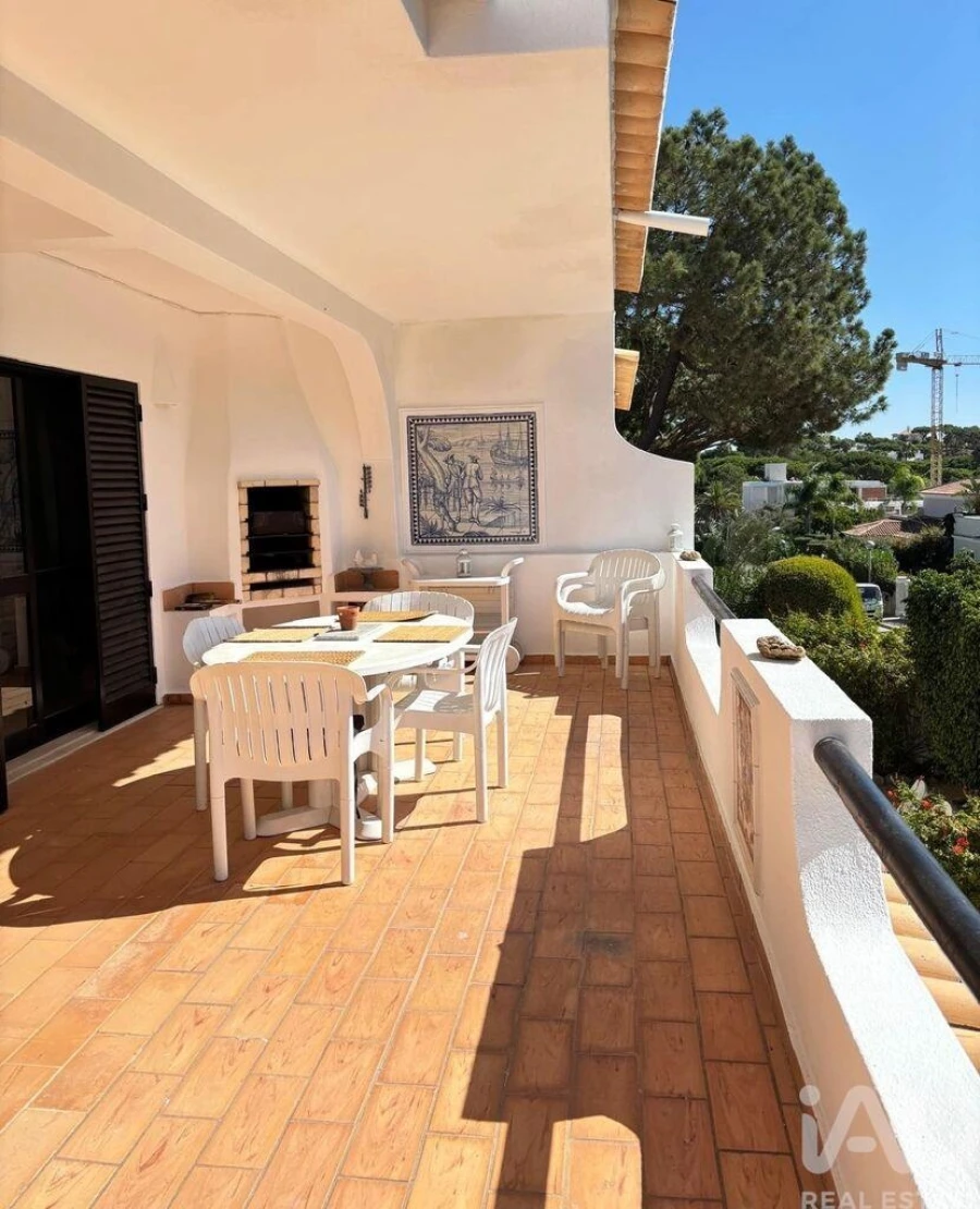 Apartamento T3 para Arrendamento em Almancil Foto 13