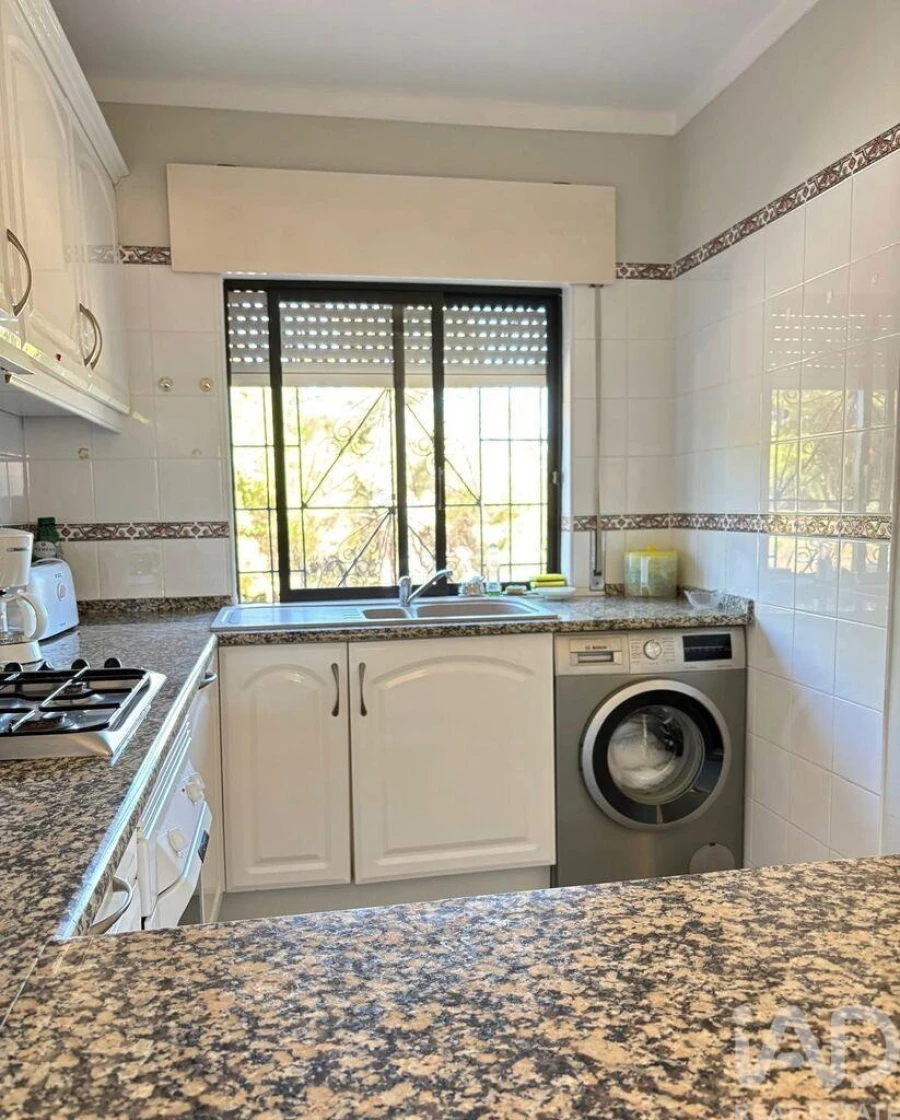 Apartamento T3 para Arrendamento em Almancil Foto 7