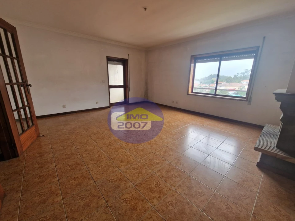 Apartamento T3 para Venda em Fânzeres e São Pedro da Cova Foto 6