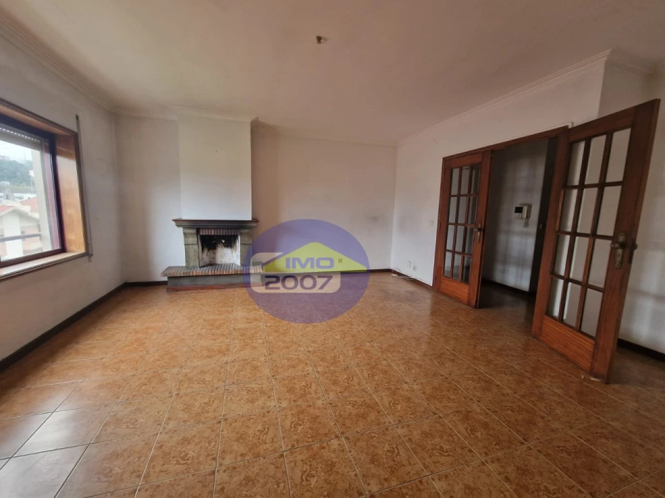 Apartamento T3 para Venda em Fânzeres e São Pedro da Cova Foto 7