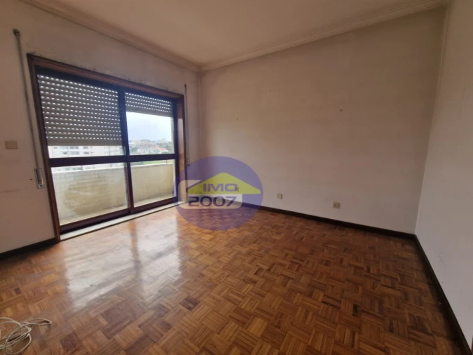 Apartamento T3 para Venda em Fânzeres e São Pedro da Cova Foto 14