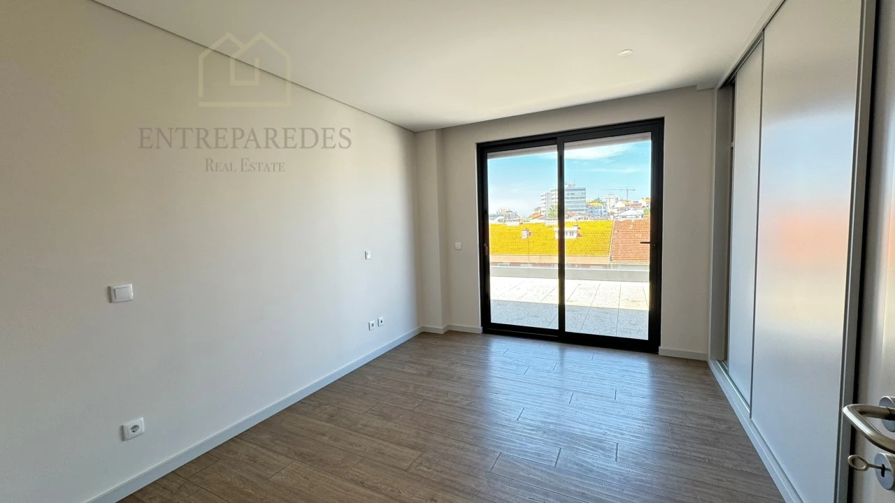 Apartamento T4 para Venda em Cedofeita, Santo Ildefonso, Sé, Miragaia, São Nicolau e Vitória Foto 31