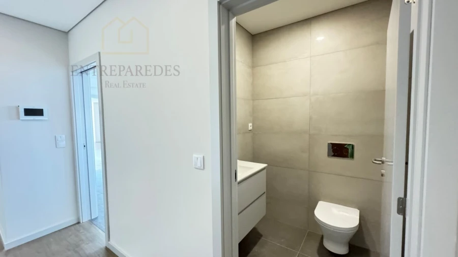 Apartamento T4 para Venda em Cedofeita, Santo Ildefonso, Sé, Miragaia, São Nicolau e Vitória Foto 11