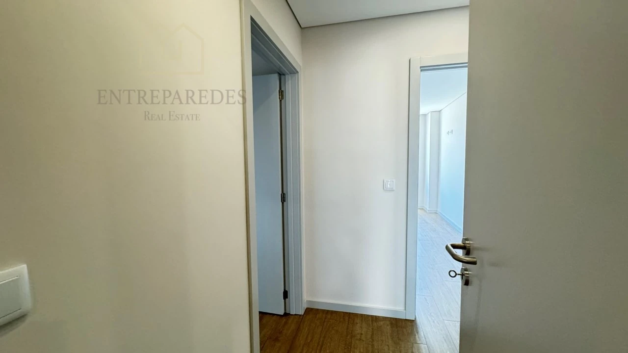 Apartamento T3 para Venda em Cedofeita, Santo Ildefonso, Sé, Miragaia, São Nicolau e Vitória Foto 12