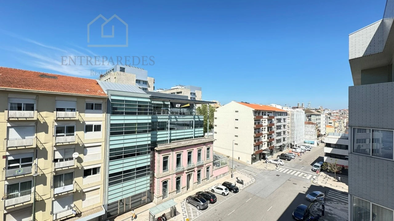 Apartamento T3 para Venda em Cedofeita, Santo Ildefonso, Sé, Miragaia, São Nicolau e Vitória Foto 15