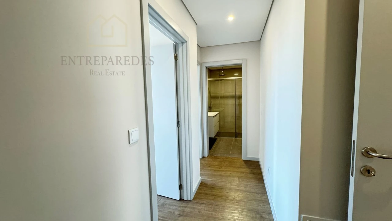 Apartamento T3 para Venda em Cedofeita, Santo Ildefonso, Sé, Miragaia, São Nicolau e Vitória Foto 25