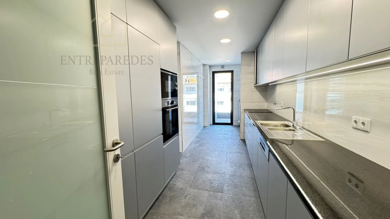 Apartamento T3 para Venda em Cedofeita, Santo Ildefonso, Sé, Miragaia, São Nicolau e Vitória Foto 10
