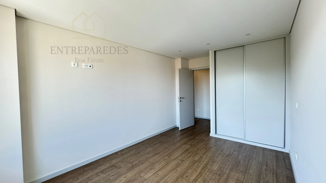 Apartamento T3 para Venda em Cedofeita, Santo Ildefonso, Sé, Miragaia, São Nicolau e Vitória Foto 26