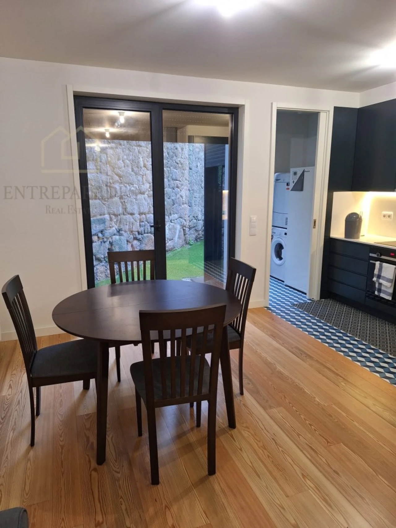 Apartamento T3 para Venda em Cedofeita, Santo Ildefonso, Sé, Miragaia, São Nicolau e Vitória Foto 8