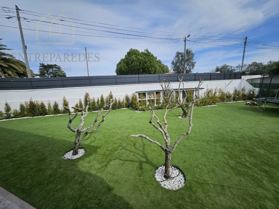 Moradia T5 para Venda em Rio de Mouro Foto 19