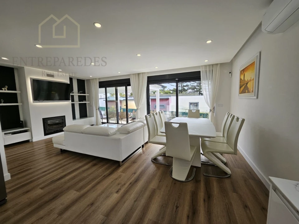 Moradia T5 para Venda em Rio de Mouro Foto 26