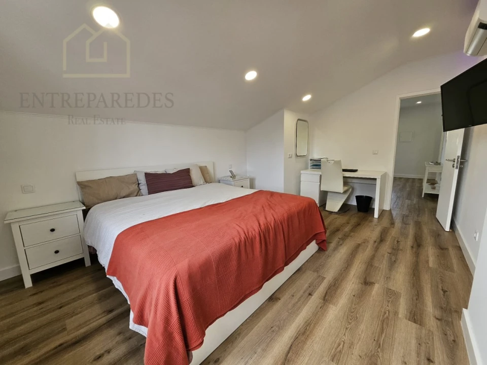 Moradia T5 para Venda em Rio de Mouro Foto 44