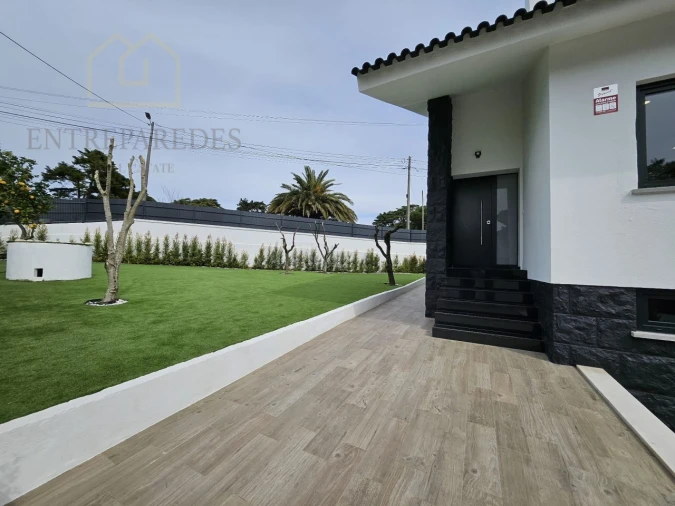 Moradia T5 para Venda em Rio de Mouro Foto 10