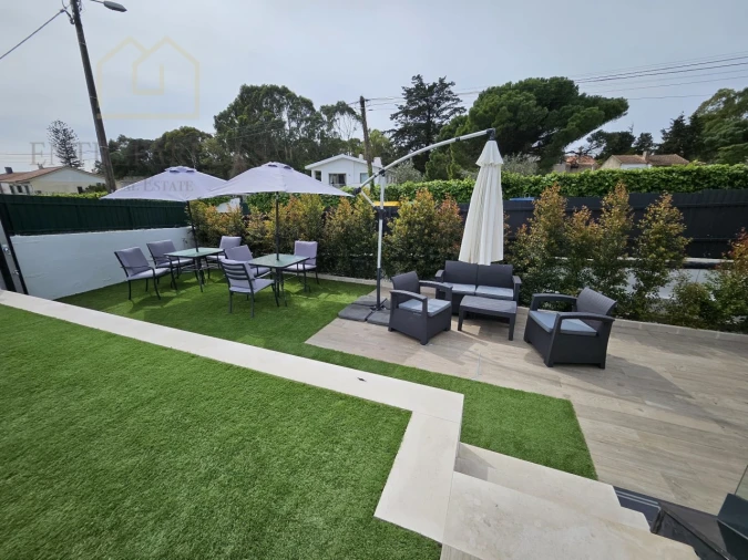 Moradia T5 para Venda em Rio de Mouro Foto 18