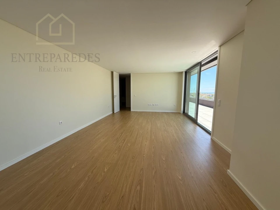 Apartamento T3 para Venda em Espinho Foto 5